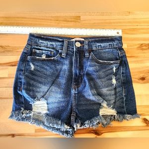 So vintage stretch curvy mom jean shorts 1 / 25w